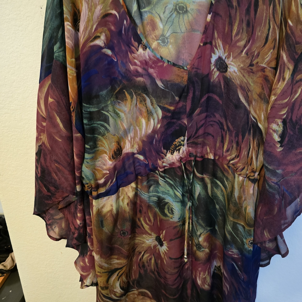 Floral Chiffon Women's Top - Picture 5 of 5